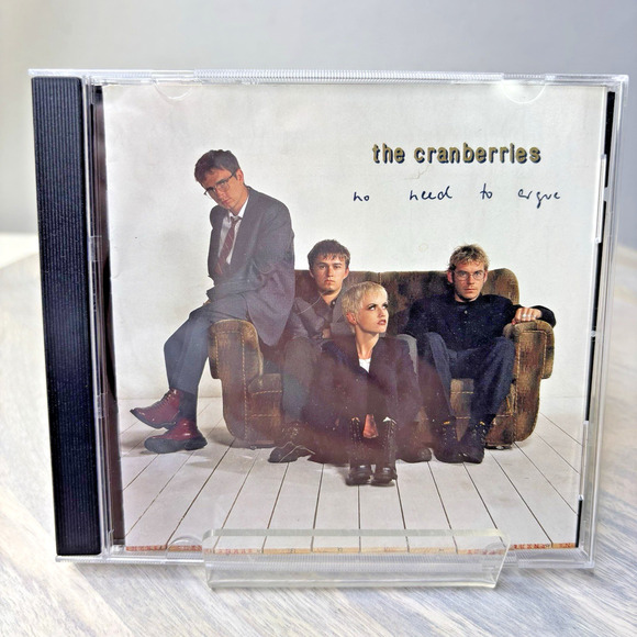 Other - No Need to Argue" by the Irish rock band The Cranberries. 1994. No Back Inlay